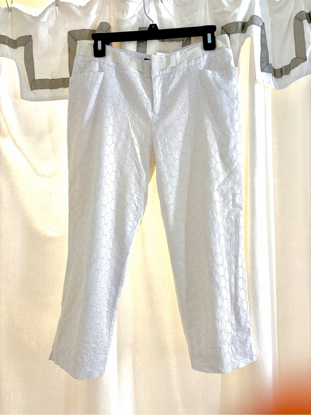 INC  White Eyelet Cropped Pants